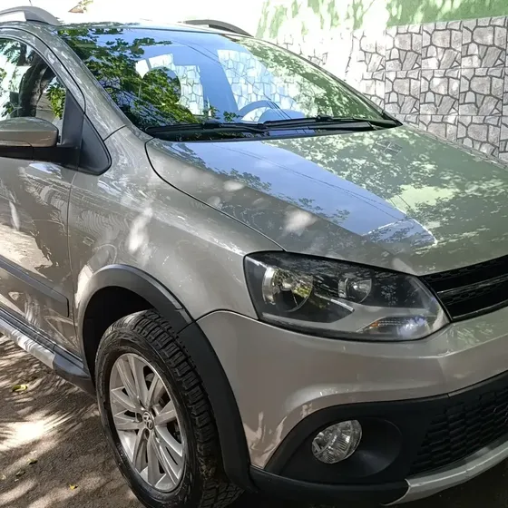 Volkswagen Crossfox 2013 1.6 Vht Total Flex I-motion 5p — foto 1