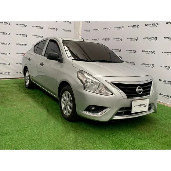 Nissan Versa 1.6 Drive