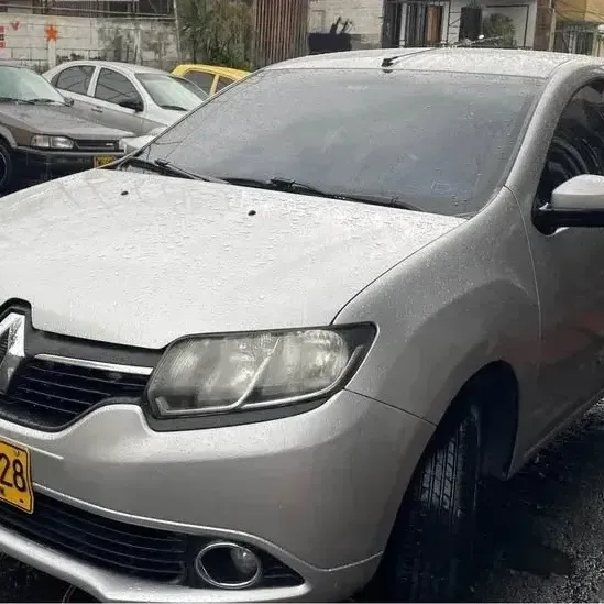 Renault Logan 2016 1.6 Privilege