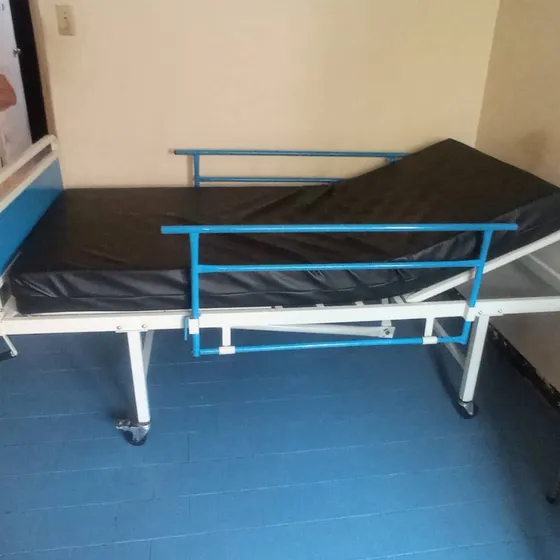 Cama Hospitalaria Usada En Excelentes Condiciones