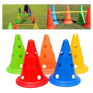 W Cubeta CĂłnica Para ObstĂĄculos Con Forma De Pelota De W Cubeta CĂłnica Para ObstĂĄculos Con Forma De Pelota De