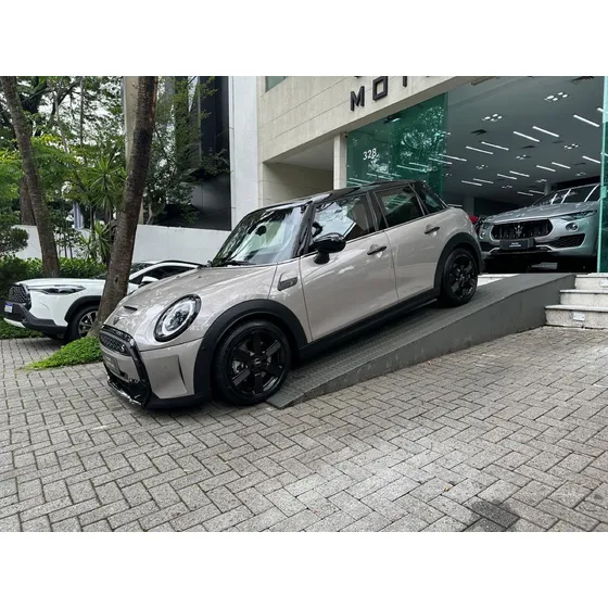 Mini Cooper 2.0 16v Twinpower Gasolina S 4p Steptronic