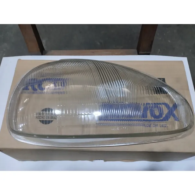 Pantalla De Vidrio Faro Chevrolet Corsa Año 97/06 Derecho 