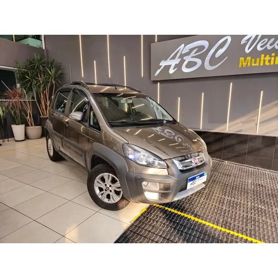 Fiat Idea 1.8 Mpi Adventure 16v Flex 4p Automatizado