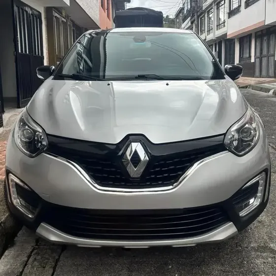 Renault Captur 2019 2.0 Intens Automática