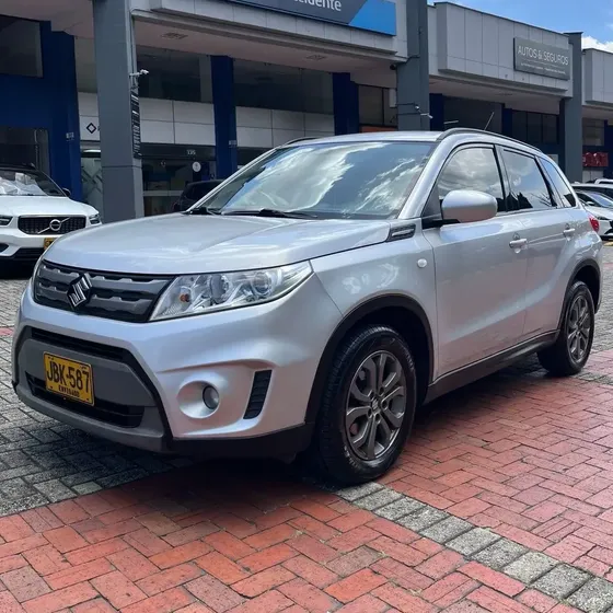 Suzuki Vitara Live 2017 1.6 Gl At
