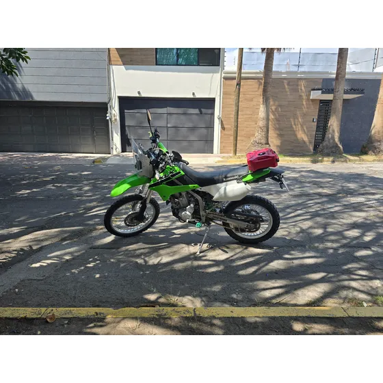 2023 - Kawasaki Klx 300cc Doble Propósito