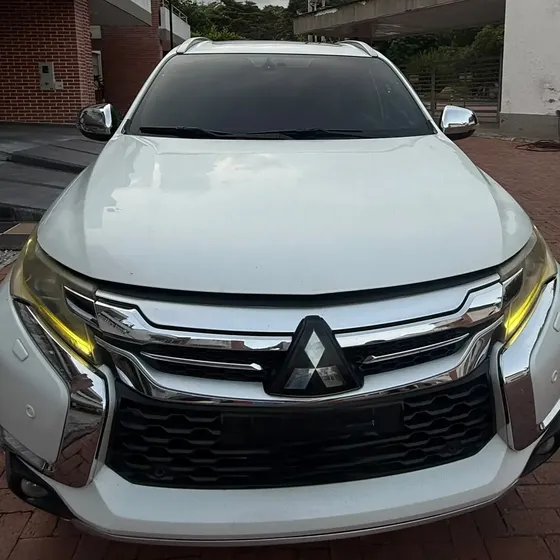 Mitsubishi Montero 2018 2.5 215 Hp