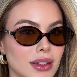 Óculos De Sol Blogueira Virgínia Influencer Moda Praia Verão Oceano Marrom