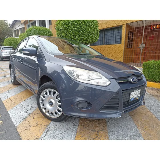 Ford Focus 2.0 Ambiente At