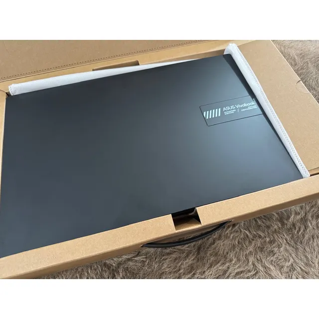 Laptop Asus. Go15. 256ssd. 8ram. Gris