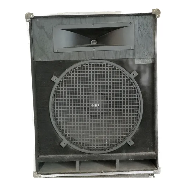 Bafles  Con Parlante Leea 18 600w , Driver American Vox Av51