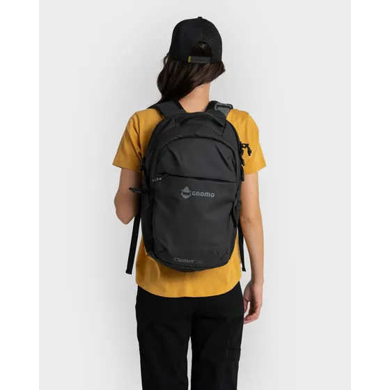 Mochila Clamer 26l Gnomo Color Negro Diseño de la tela Lisa