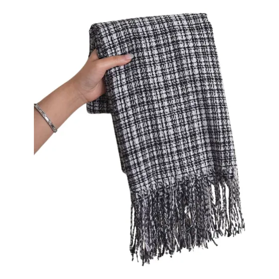 Bufanda Shanell Greyson Estilo Tweed Con Flecos | Negro Negro Liso Unico