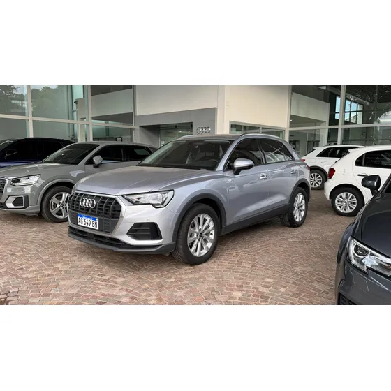 Audi Q3 1. 4 Tfsi 35 Stronic (150cv)