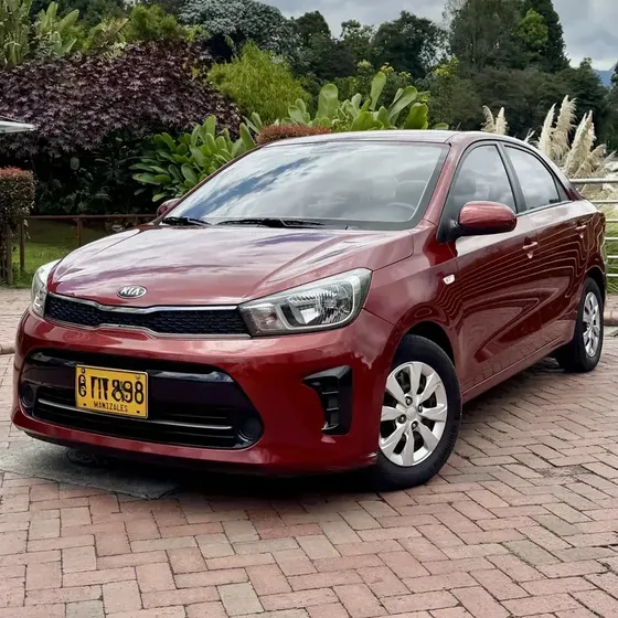 Kia Soluto 2020 1.4l Lx 5mt Ac