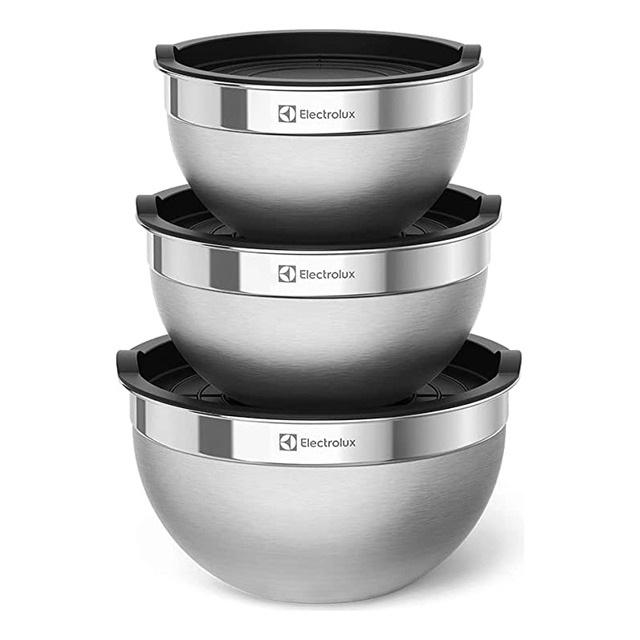 Conjunto Com 3 Bowls Tigelas Inox E Tampa Plástica Electrolux Conjunto Com 3 Bowls Tigelas Inox E Tampa Plástica Electrolux