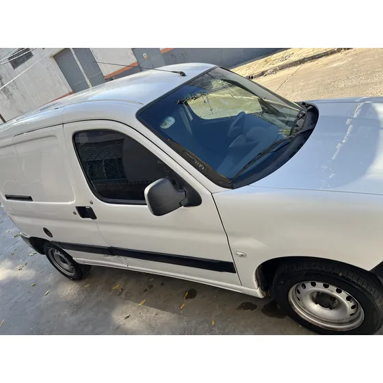 Peugeot Partner 1.4 Furgon Confort Airbag