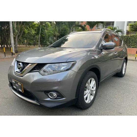 Nissan X-trail 2.5 Advance