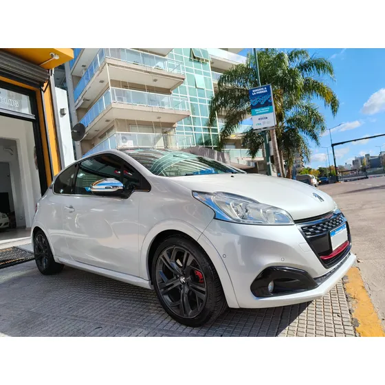 Peugeot 208 1.6 Gti
