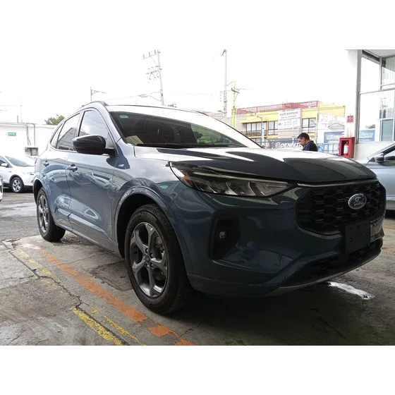 Ford Escape 2.5 St-line Select Hev