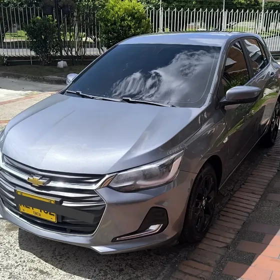 Chevrolet Onix 2022 1.0t Premier Hatch At