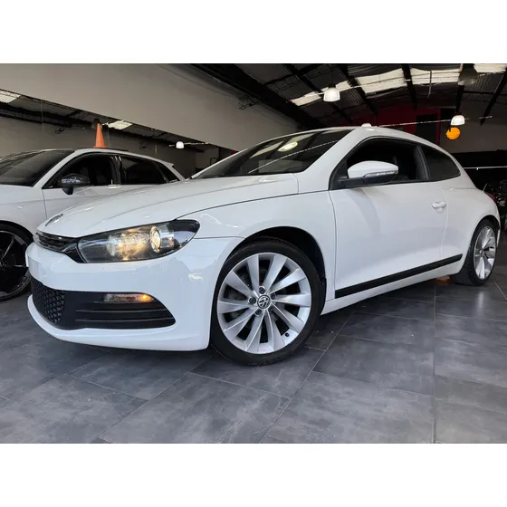 Volkswagen Scirocco 2.0 Tsi 211cv