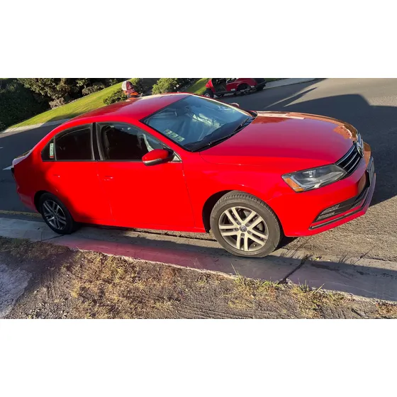 Volkswagen Jetta 2.5 Trendline Automatico