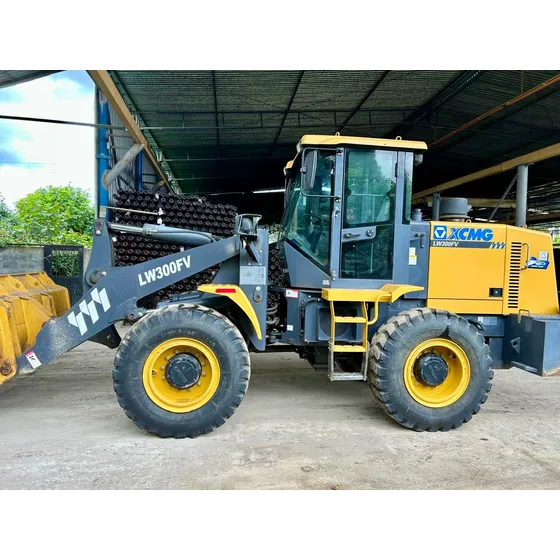 Cargador 2mt, Gps, A/c, 3.083hr, Motor Deutz, Poco Uso