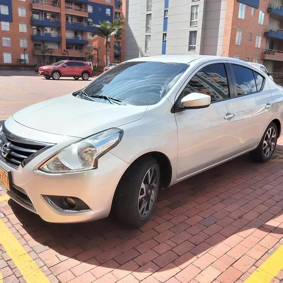 Nissan Versa 2020 1.6 Advance Cvt