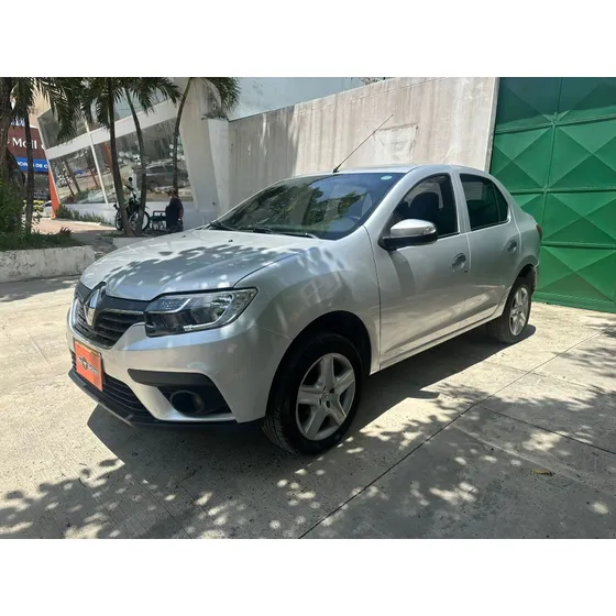 Renault Logan 1.6 Expression / Life +