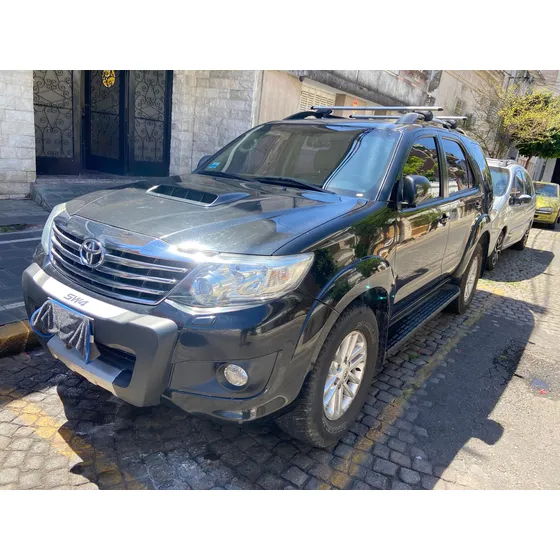 Toyota Sw4 3.0 Srv Cuero I 171cv 4x4