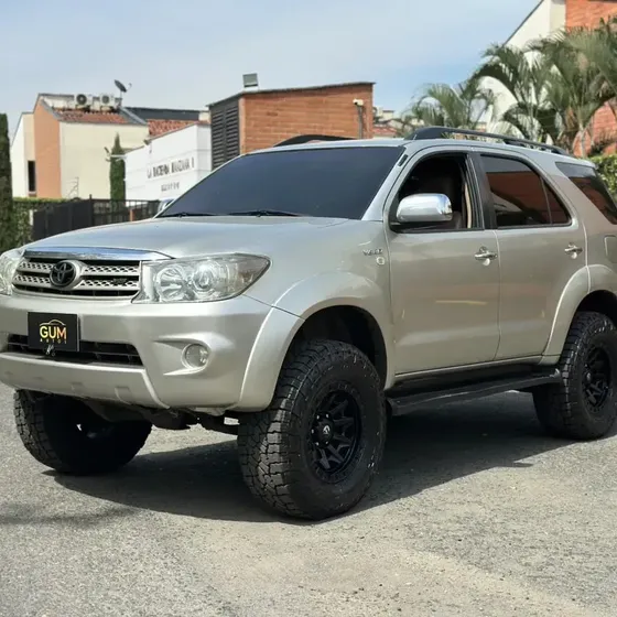 Toyota Fortuner 2009 4.0 Sr5