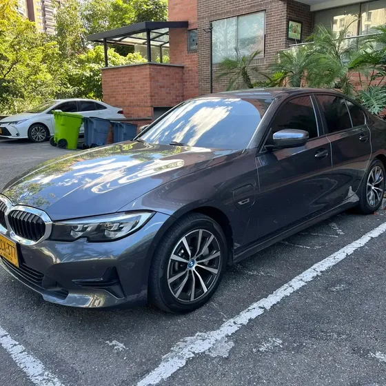 BMW Serie 3 2022 2.0 330e F30 Iperformance Edicion M 2022
