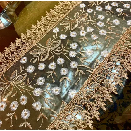 Caminho De Mesa Bordado Guipir 40 X 83cm Trilho Renda Croche