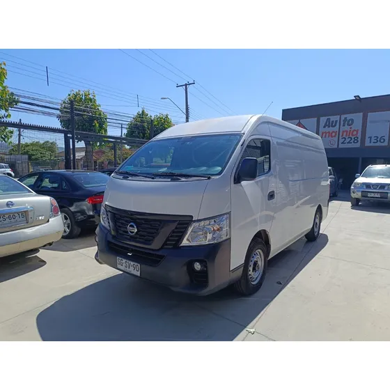 Nissan Urvan 4x2 2.5
