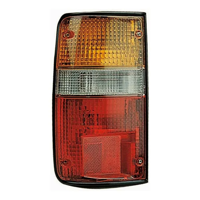 Faro Trasero Izquierdo Toyota Hilux 97/01