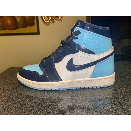 Zapato Nike Air Jordan 1 Retro Blue Patent
