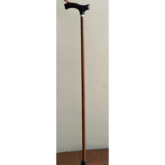 Baston De Madera, Con Base De Goma. Usado.