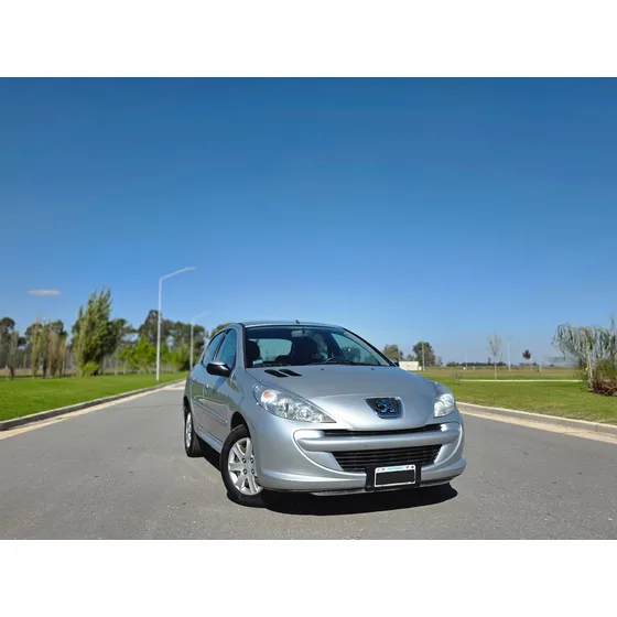 Peugeot 207 1.4 Allure 75cv