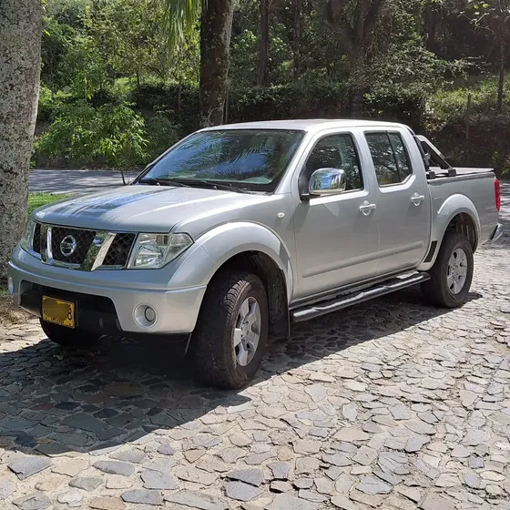 Nissan Navara 2013 2.5 High Lujo