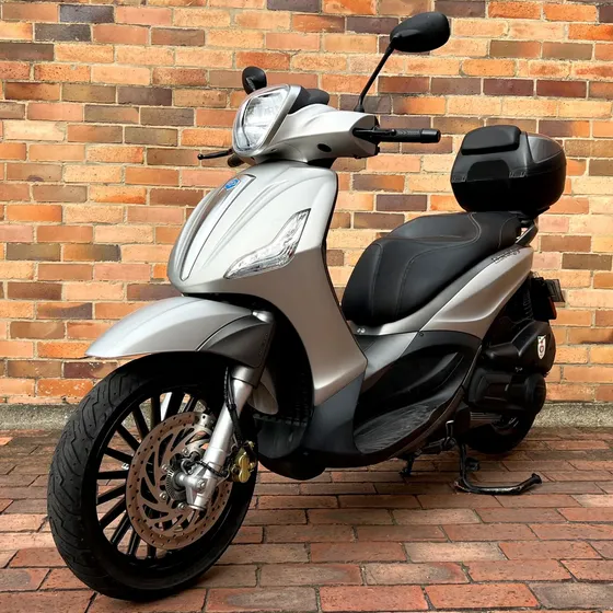 Piaggio Beverly 300 2021