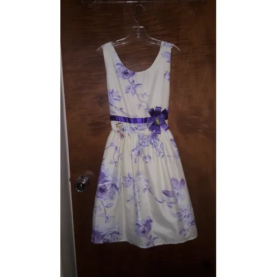 Vestido Floreado De Niña Nuevo Por10$