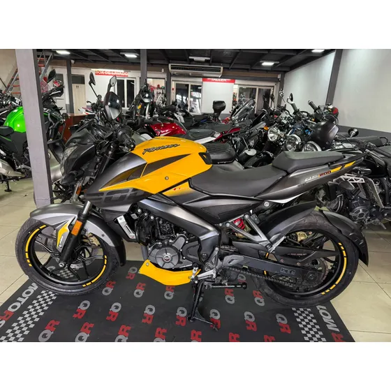Bajaj Rouser Ns 200 Fi Abs Financio Permuto Qr Motors