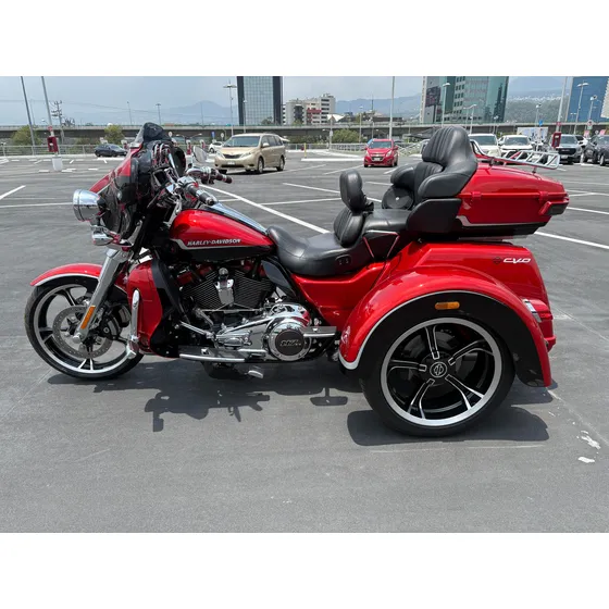 Harley Davidson Cvo Tri Glide Sunset Orange 2021 (nueva)