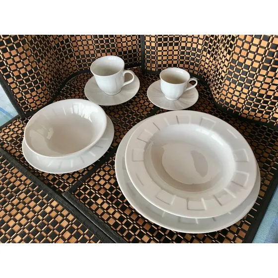 Vajilla Andrea Fontebasso, Porcelana Fina