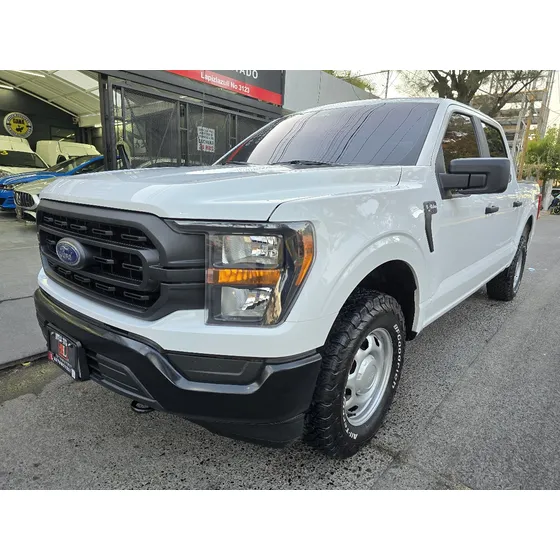Ford F-150 5.0l Xl Doble Cabina V8 4x4 At