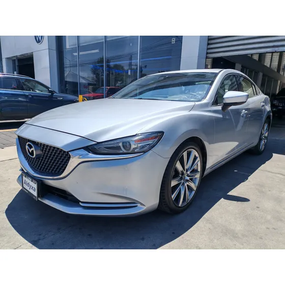Mazda Mazda 6 Signature