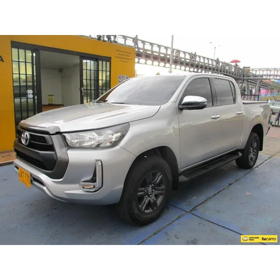 Toyota Hilux Doblecabina 4x4 2400cc At Aa