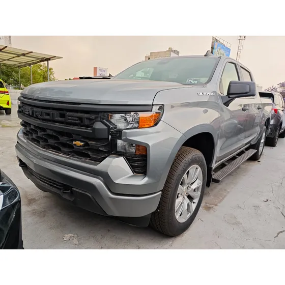 Chevrolet Cheyenne Custom 4x4